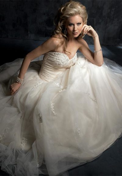 ‘Maggie Sottero’ 12-14 Ivory Wedding Dress