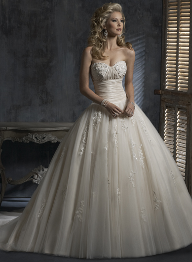 ‘Maggie Sottero’ 12-14 Ivory Wedding Dress